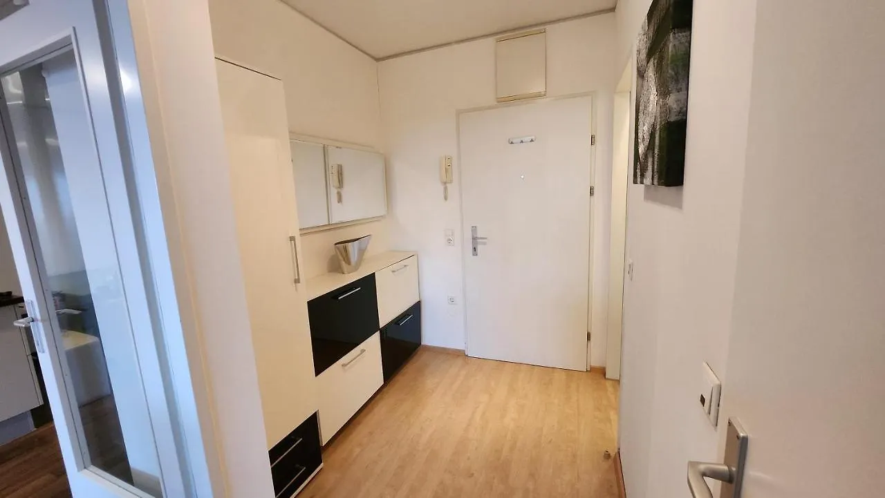 Wonderful Apartment For 4 On The Danube River, Next To Vic & Austria Center Vienna Austria
