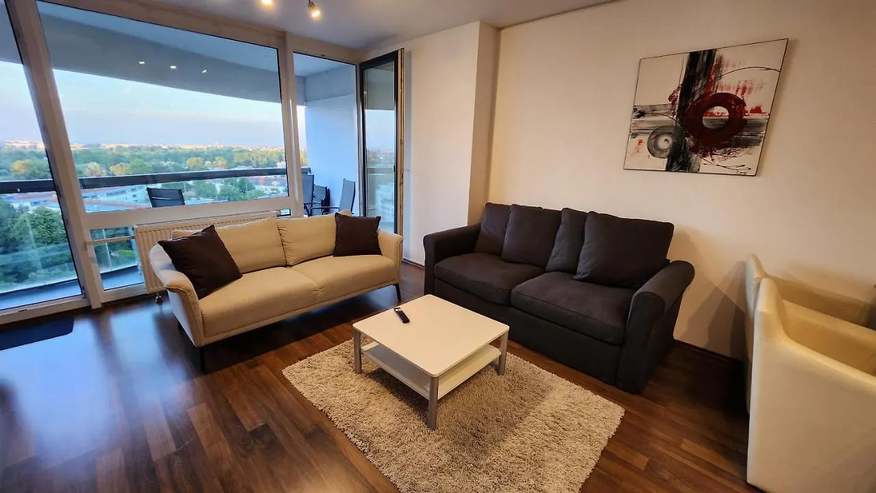 Wonderful Apartment For 4 On The Danube River, Next To Vic & Austria Center Vienna Austria